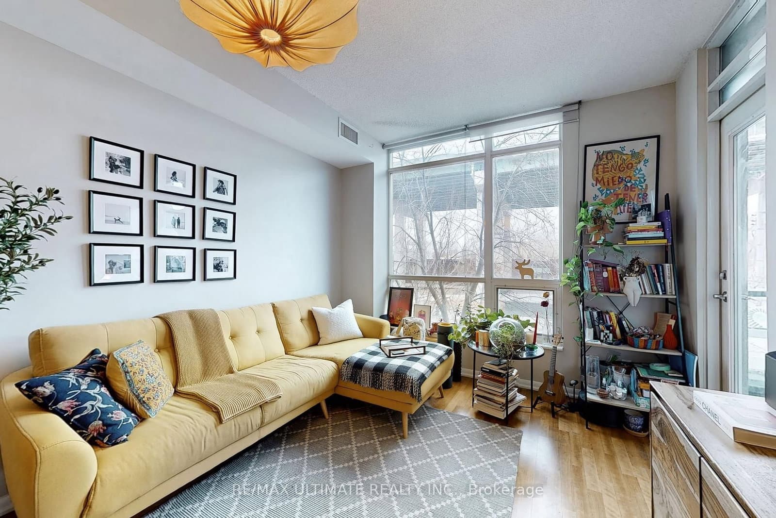 231 Fort York Boulevard, Unit 228 - Image 5