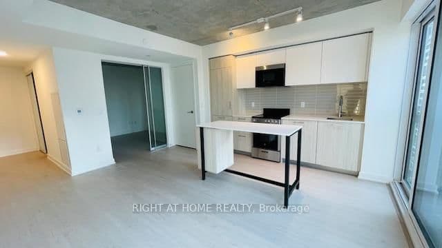 65 Mutual Street, Unit 1905 - Image 4