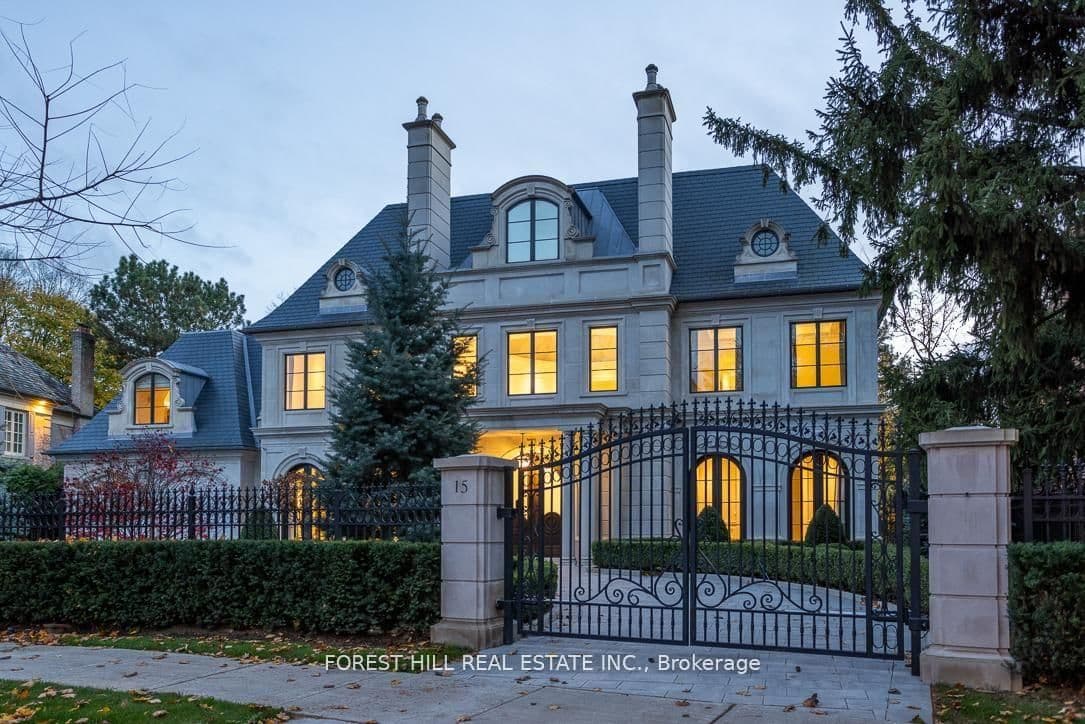 15 Tudor Gate - Image 1