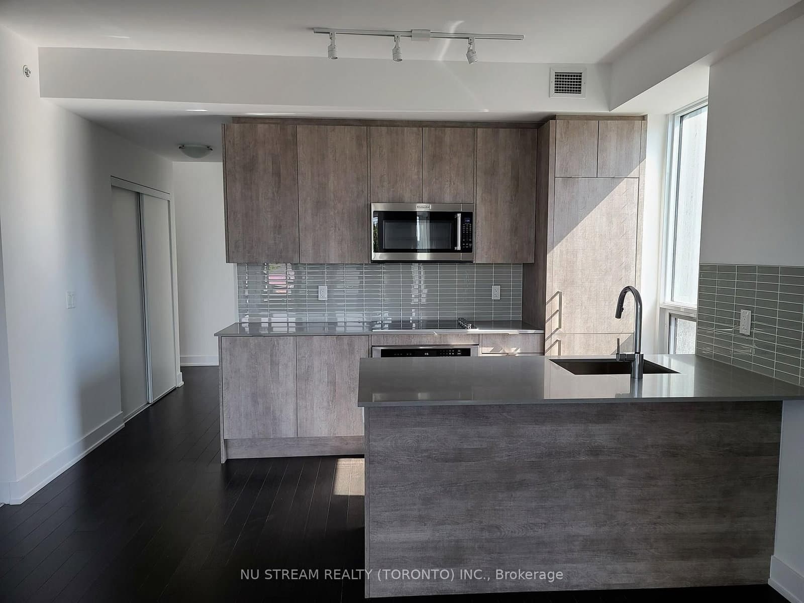 181 Bedford Road, Unit 307 - Image 1