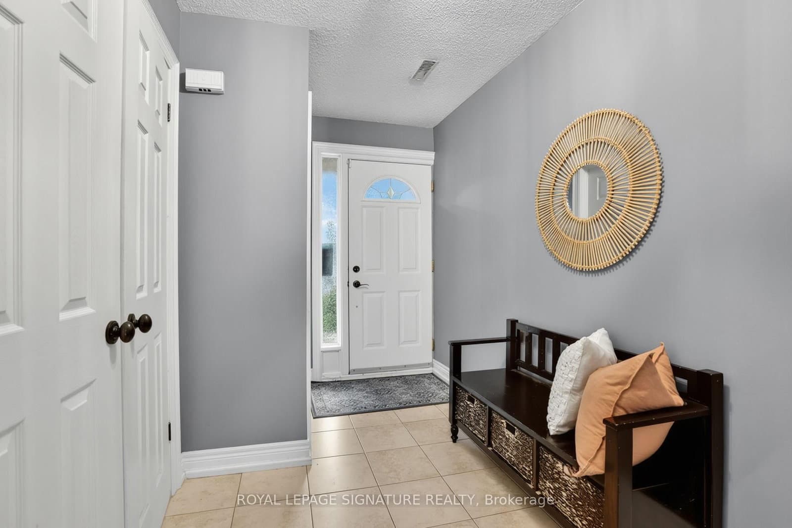 53 Poets Walk Way - Image 4