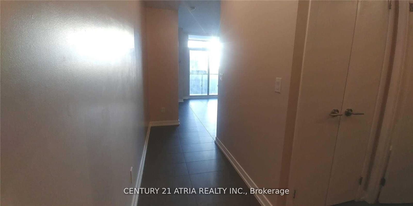170 Fort York Boulevard, Unit 806 - Image 2