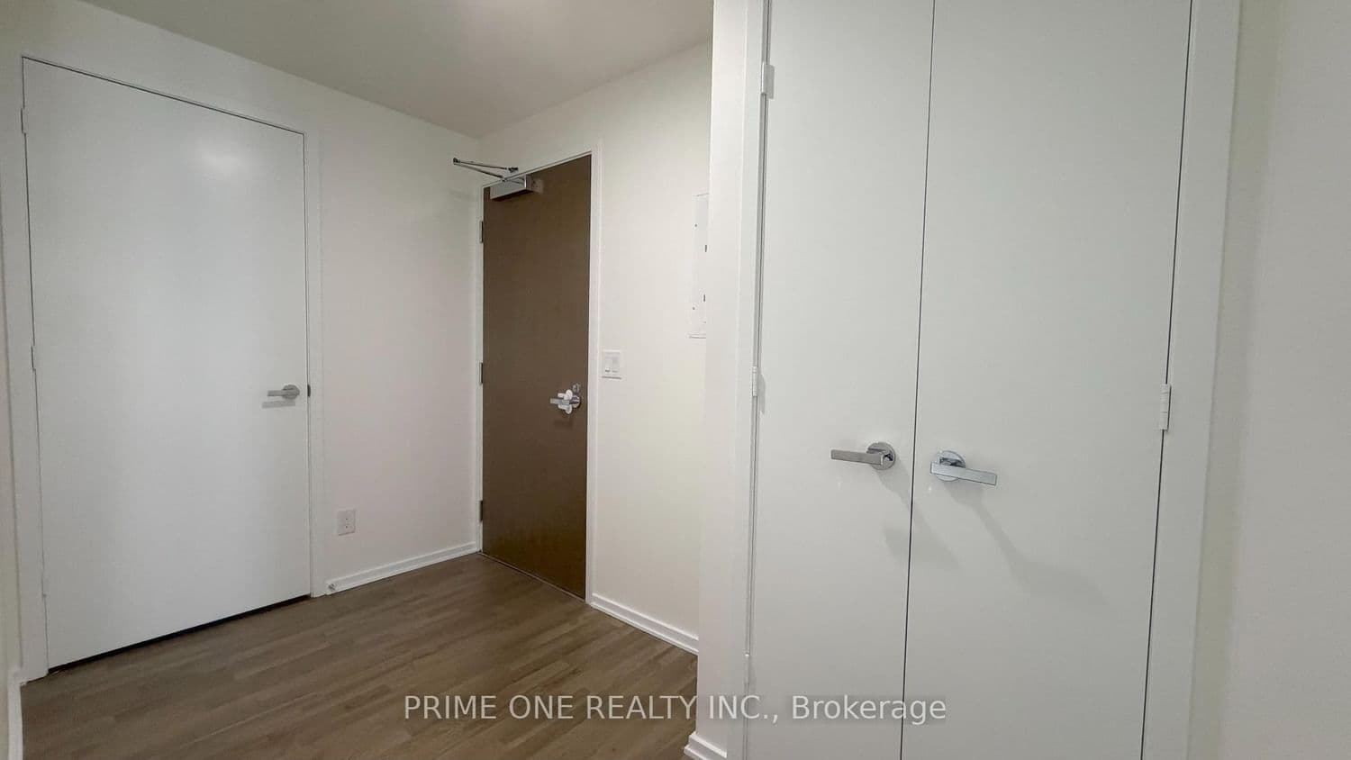 1 Bloor Street E, Unit 1704 - Image 4