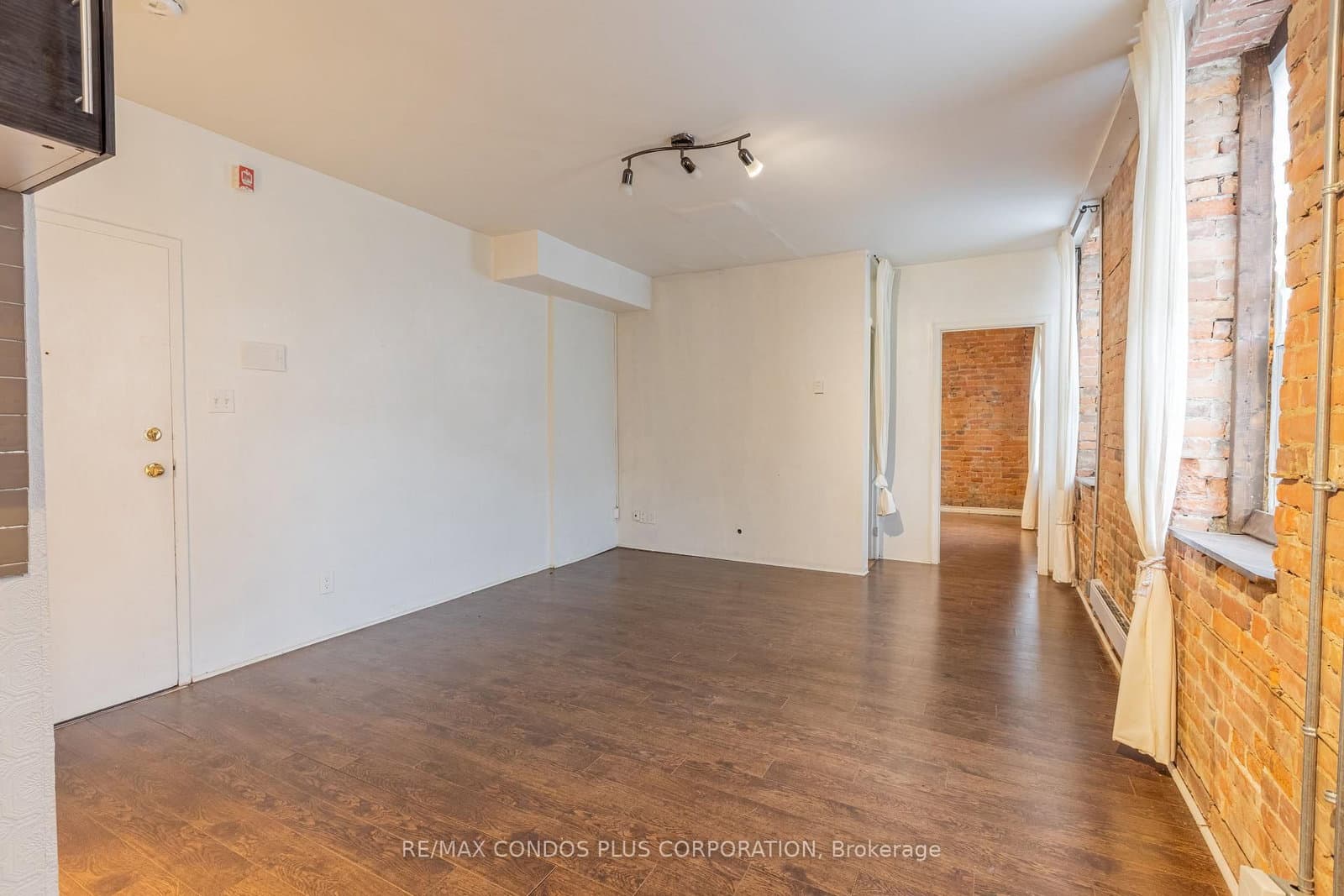 225 Gladstone Avenue, Unit 105 - Image 6