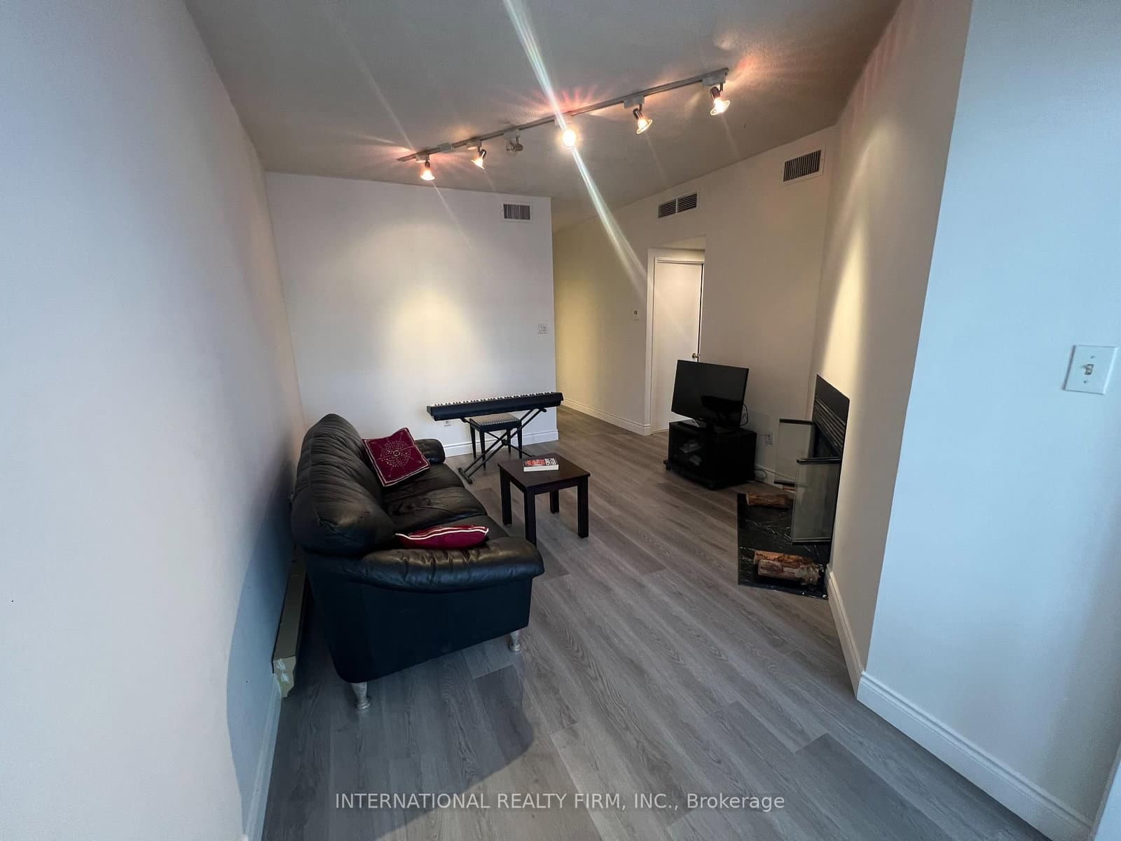 65 Scadding Avenue, Unit PH5 - Image 5