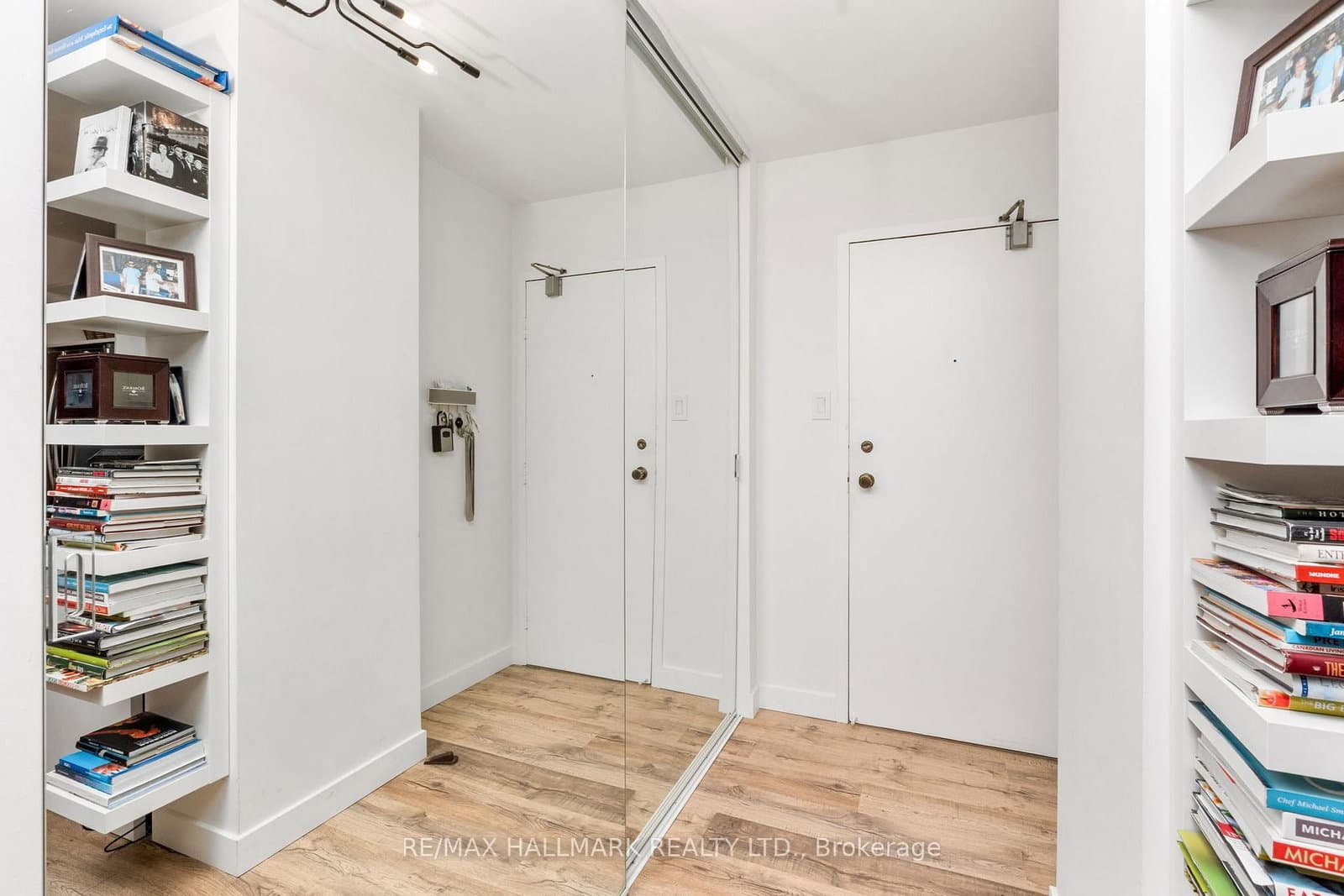 212 St George Street, Unit 203 - Image 4