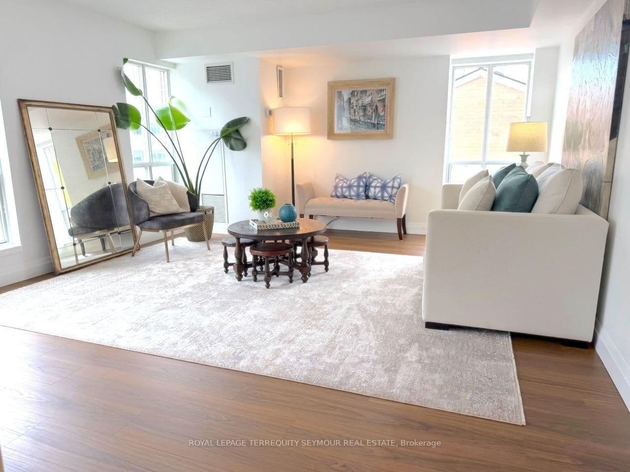 139 Merton Street, Unit 448 - Image 4
