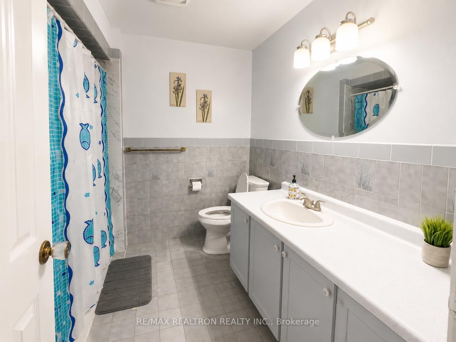 7 Fontainbleau Drive, Unit B - Image 4