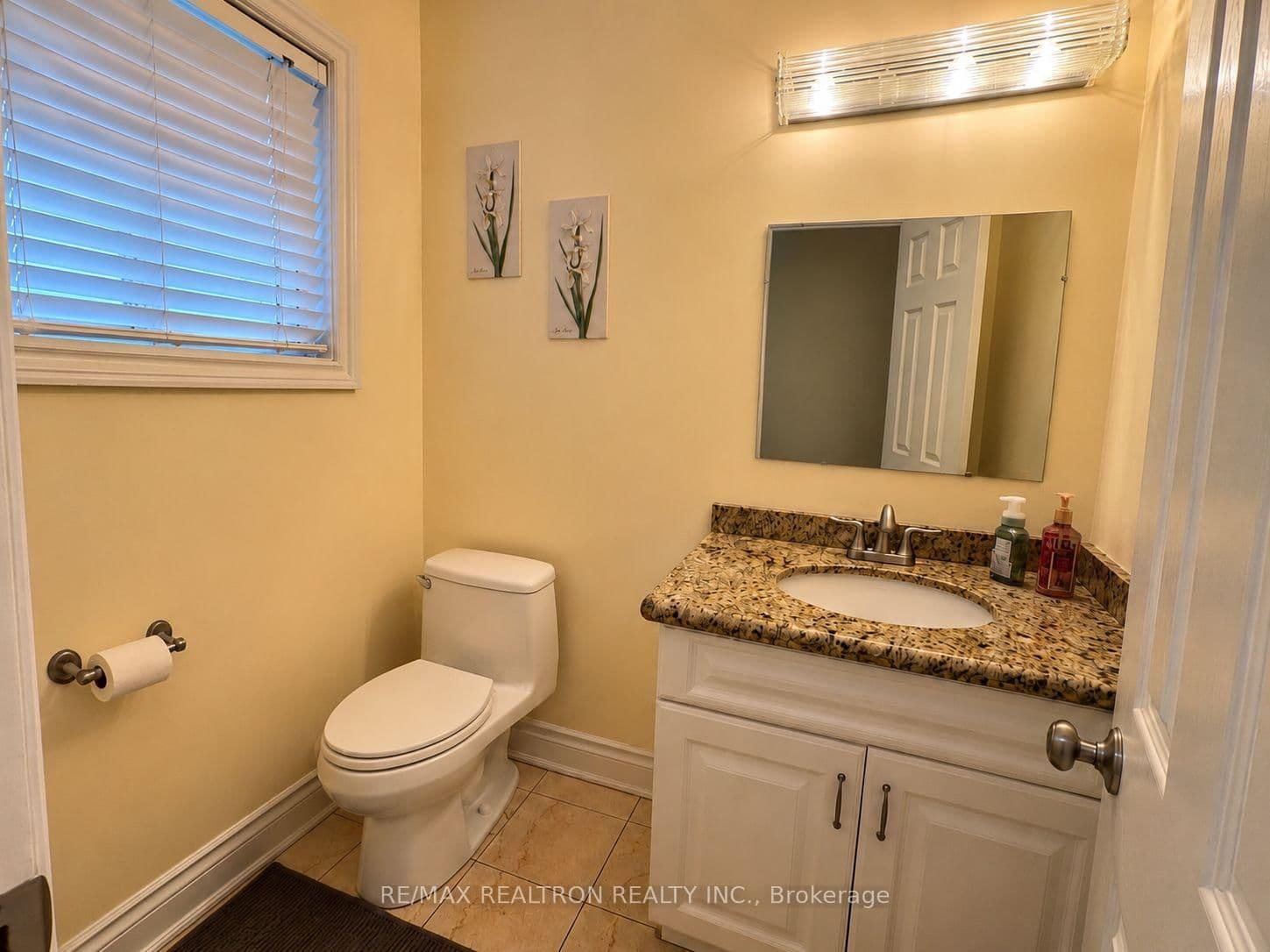 7 Fontainbleau Drive, Unit B - Image 5
