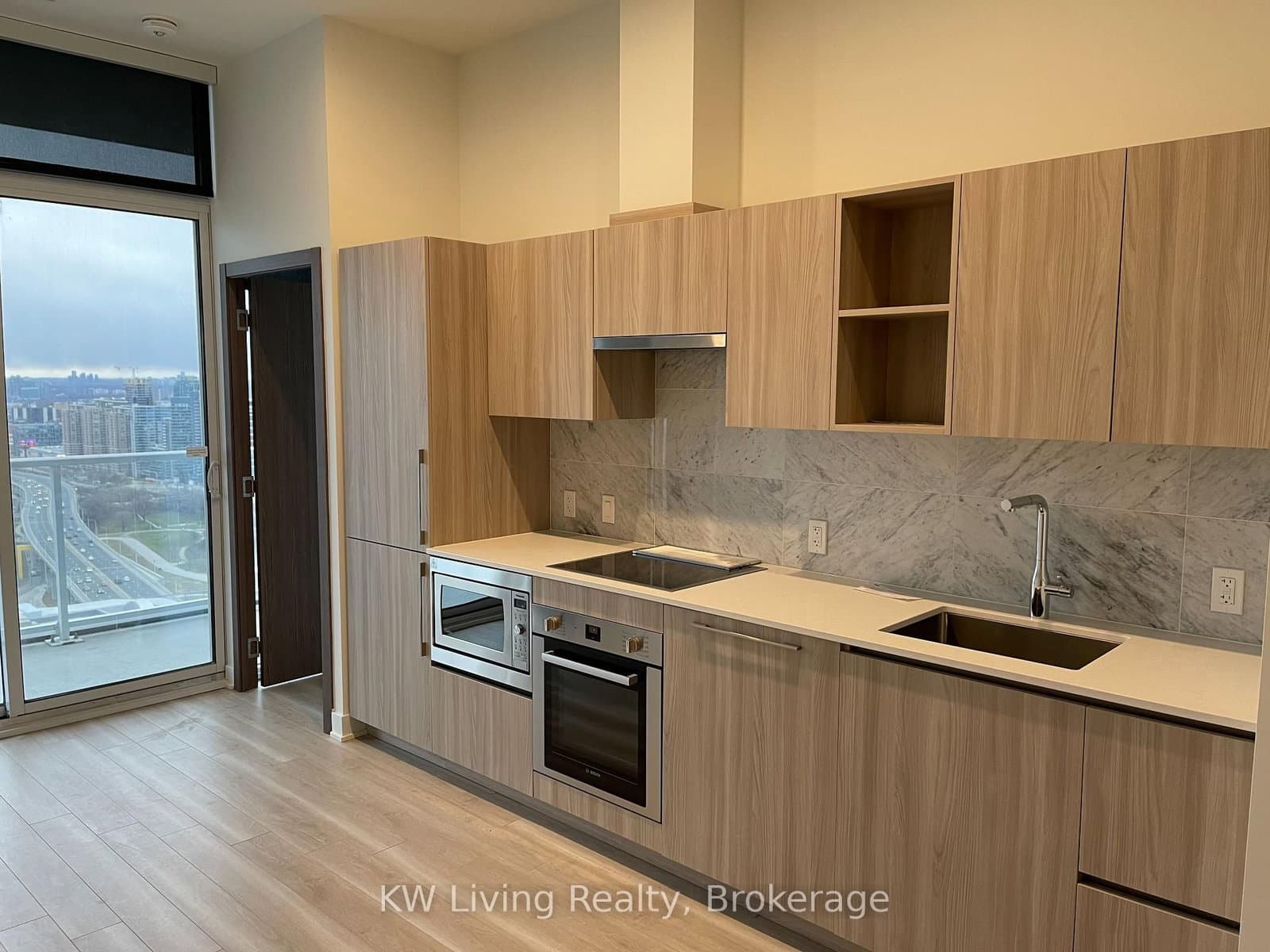 19 Bathurst Street, Unit 4202 - Image 3