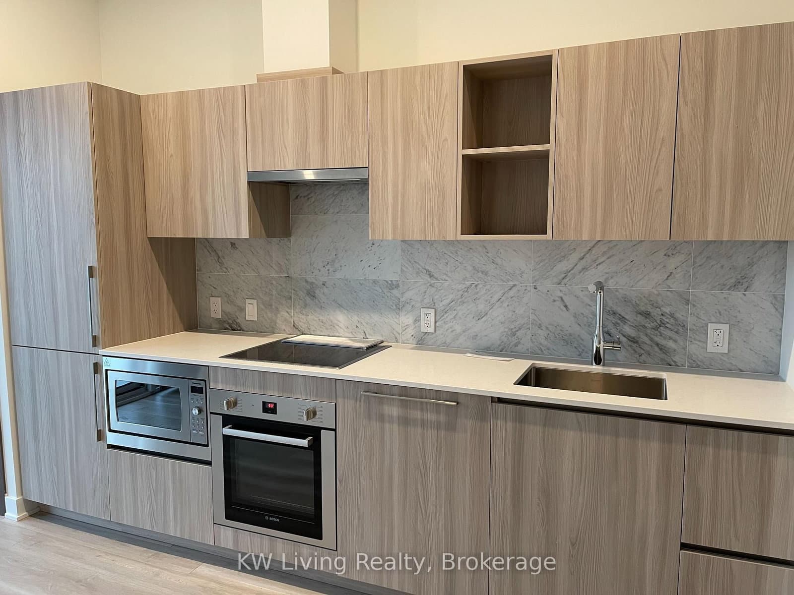 19 Bathurst Street, Unit 4202 - Image 4