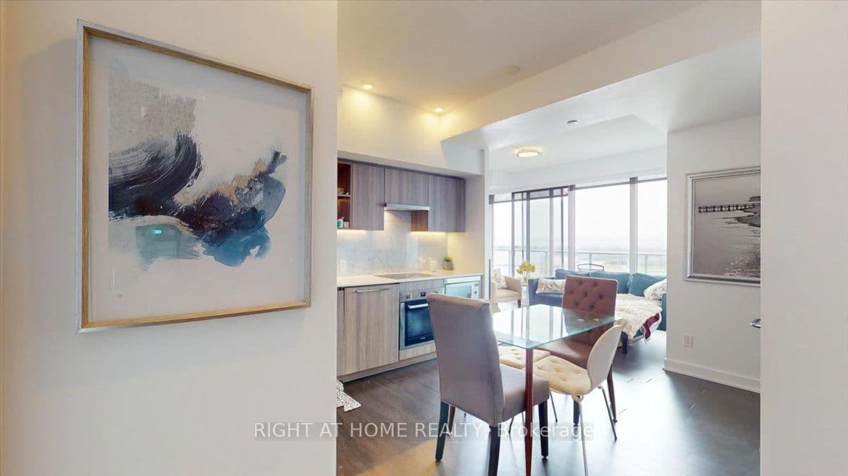 19 Bathurst Street, Unit 3011 - Image 4