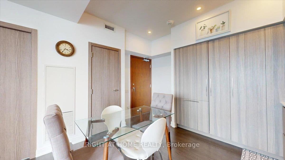 19 Bathurst Street, Unit 3011 - Image 6
