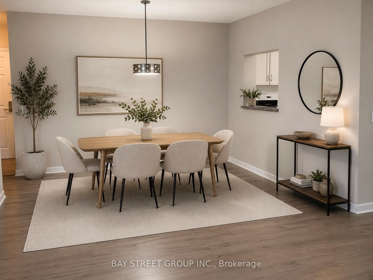 284 Bloor Street W, Unit 902 - Image 1