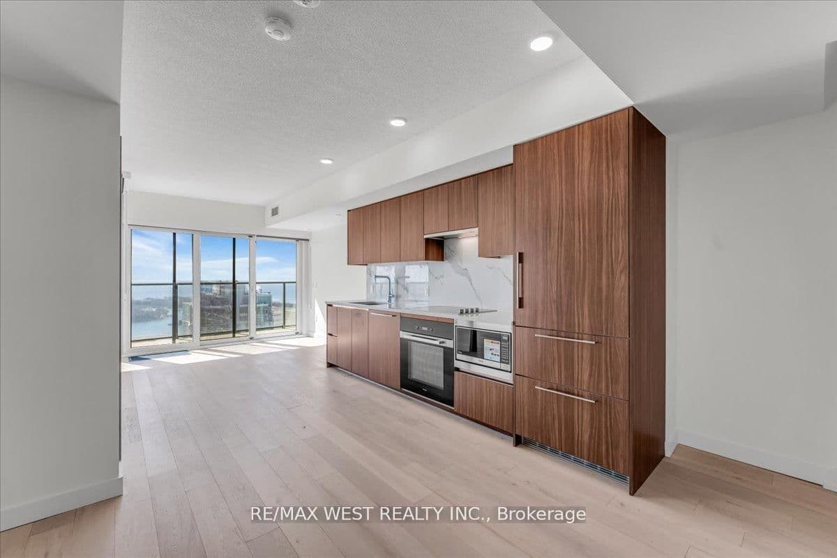 1 Concord Cityplace Way, Unit 5709 - Image 6