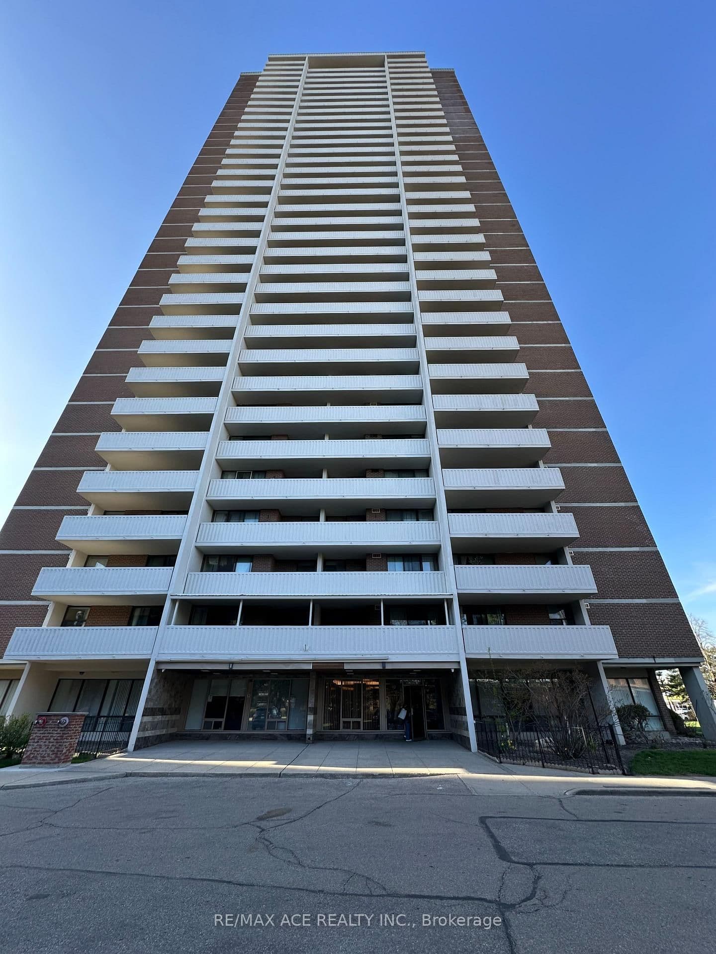 10 Tangreen Court, Unit 1504 - Image 1