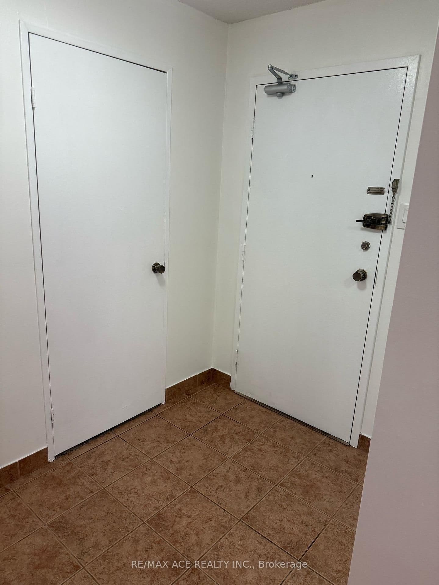10 Tangreen Court, Unit 1504 - Image 6