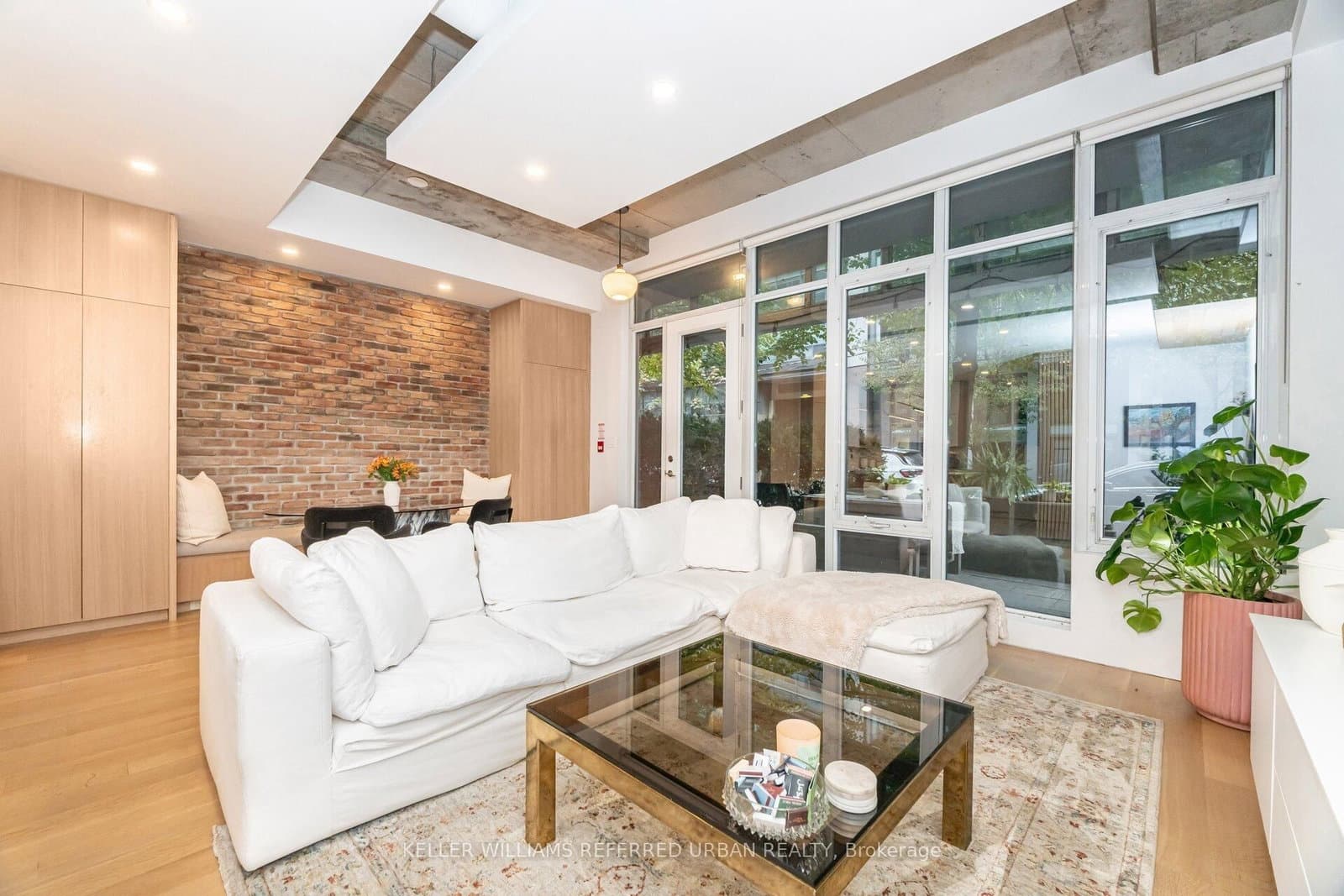 20 Stewart Street, Unit 103 - Image 2