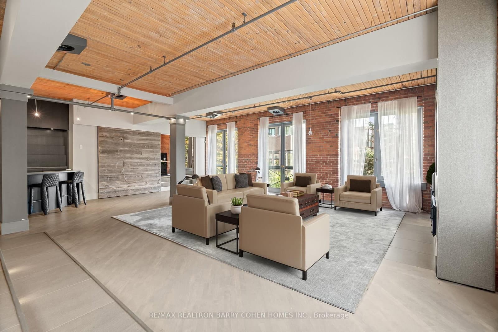 468 Wellington Street W, Unit 300 - Image 5