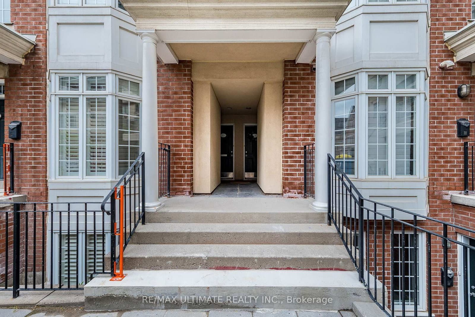11 Niagara Street, Unit 14 - Image 6