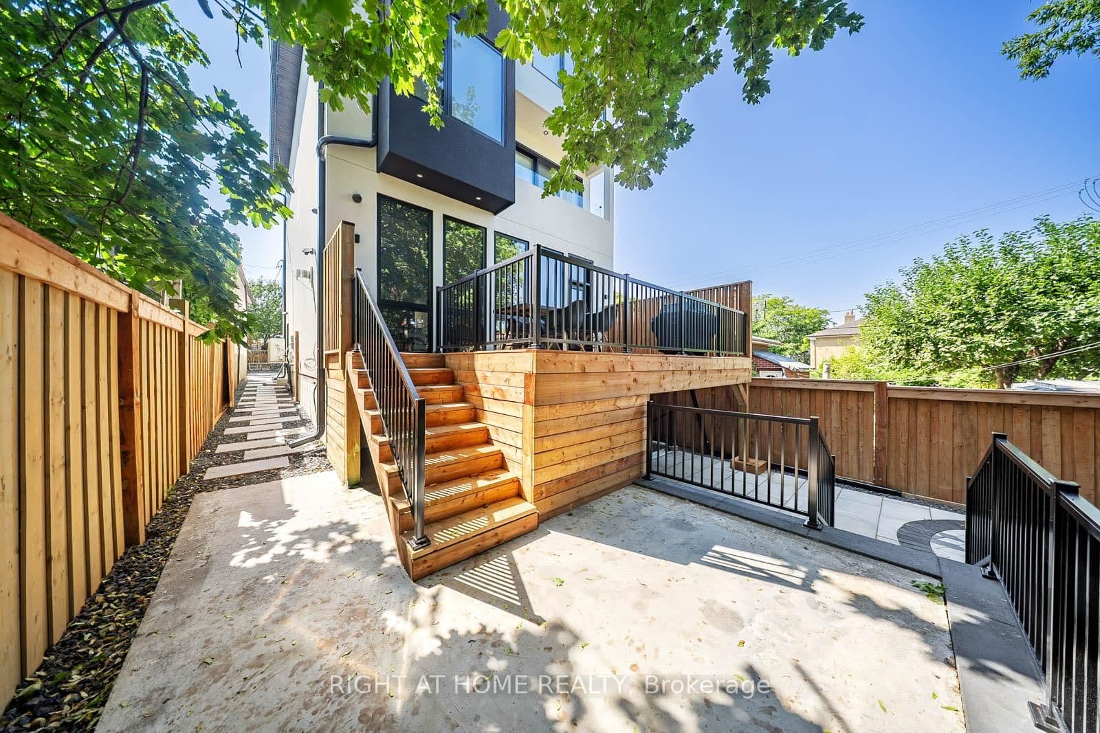 57 Alameda Avenue - Image 5