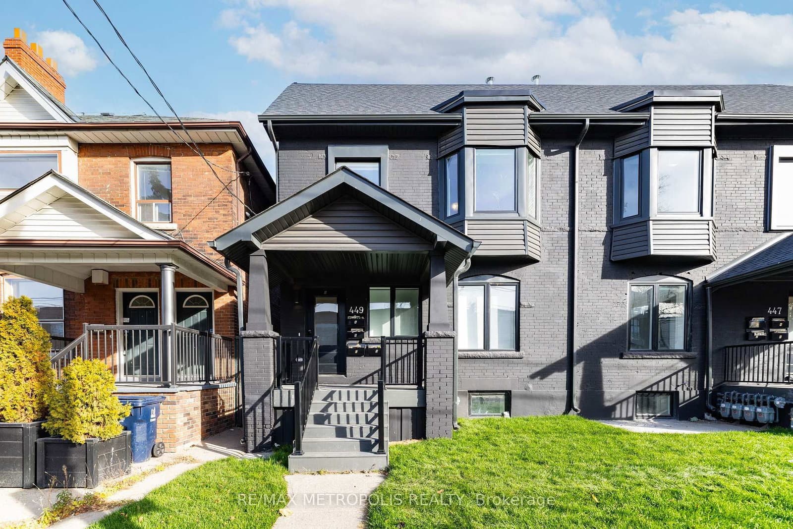 449 Lansdowne Avenue - Image 1