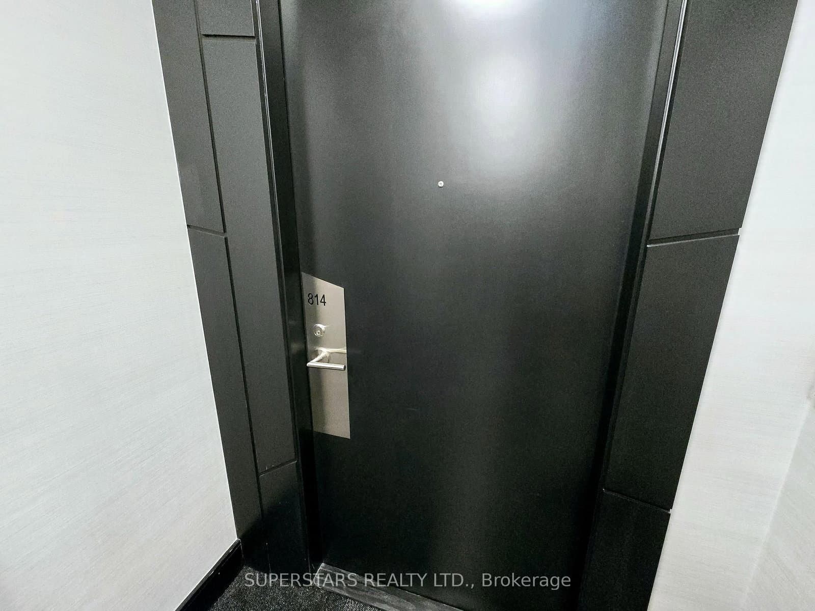 50 Dunfield Avenue, Unit 814 - Image 5