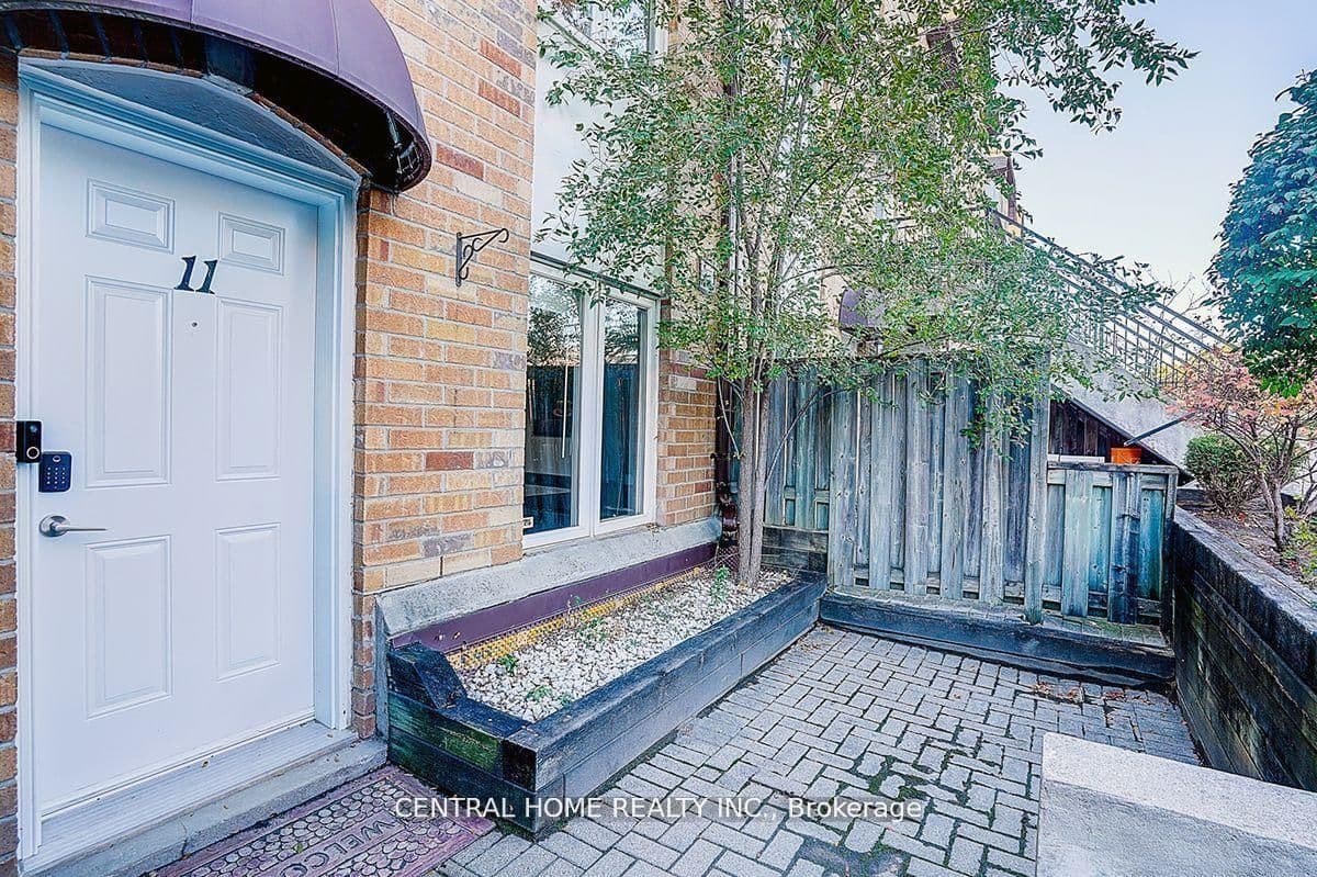 988 Sheppard Avenue W, Unit 11 - Image 2