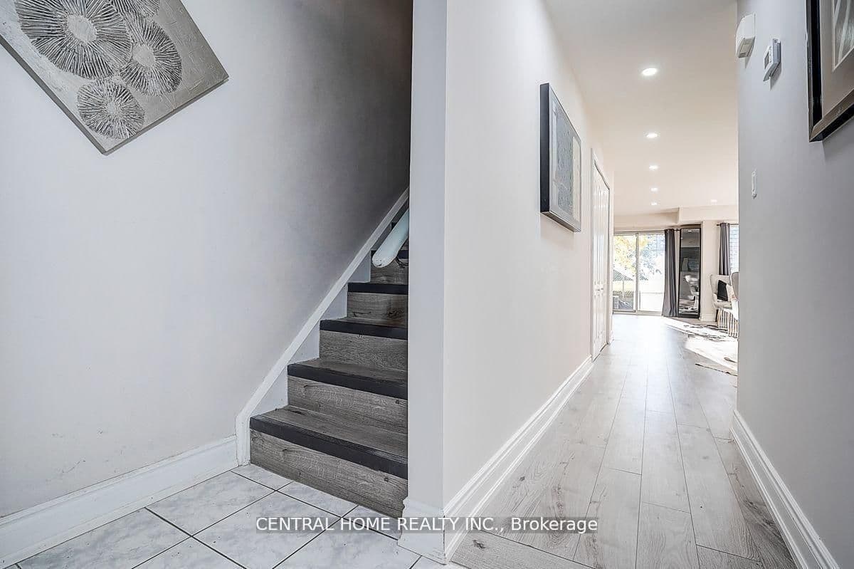 988 Sheppard Avenue W, Unit 11 - Image 3