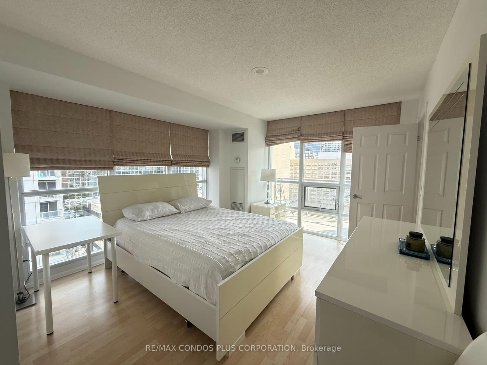 761 Bay Street, Unit 1402 - Image 6
