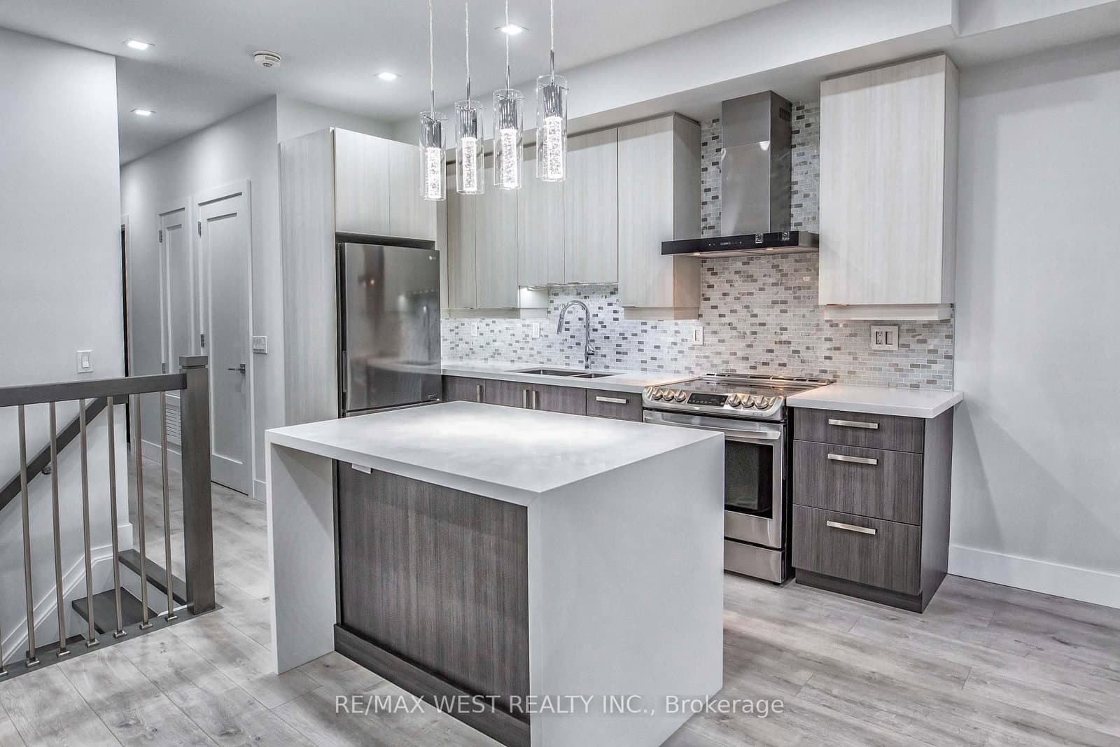 268 Sterling Road - Image 1