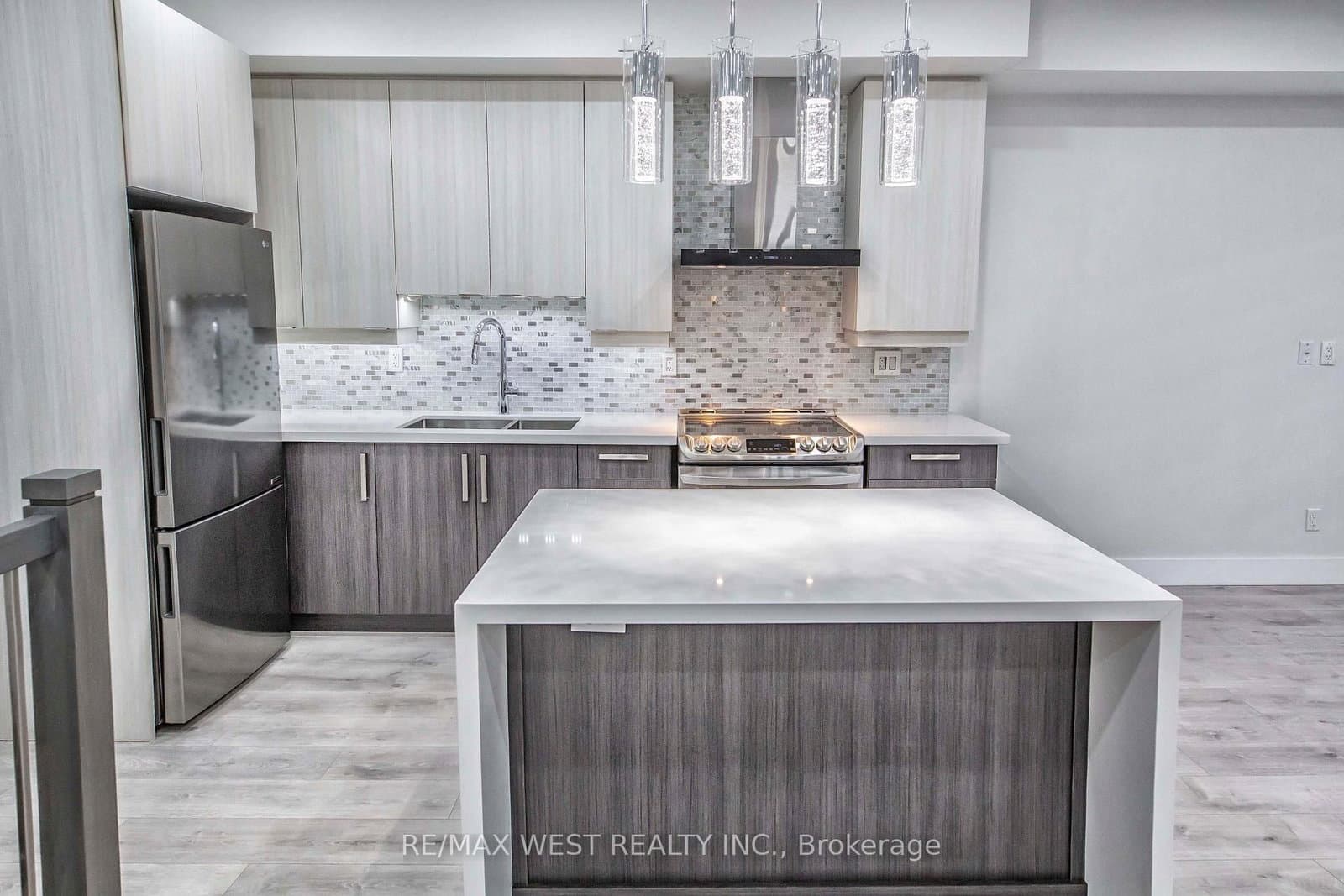 268 Sterling Road - Image 3