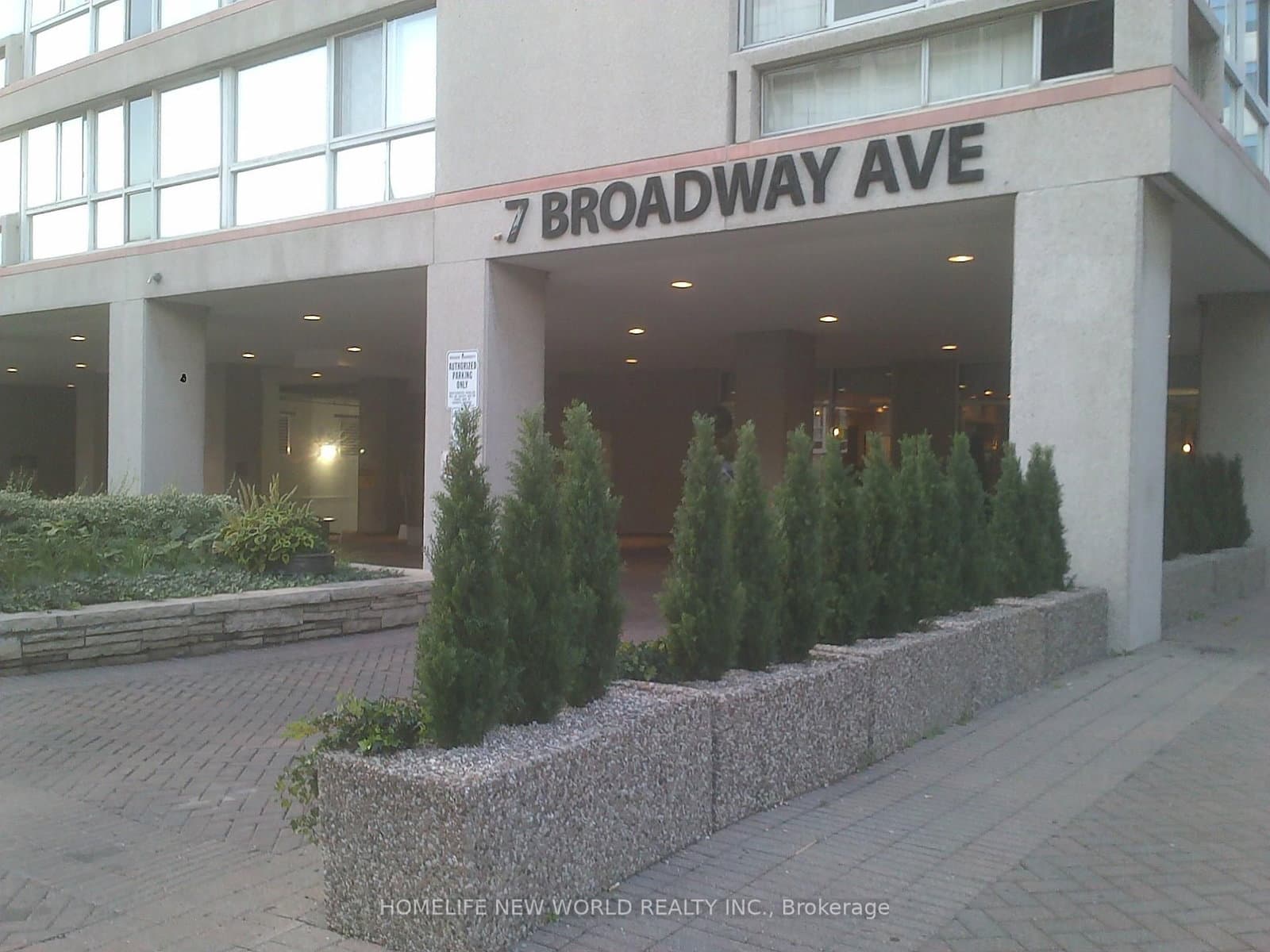7 Broadway Avenue, Unit PH-F - Image 3