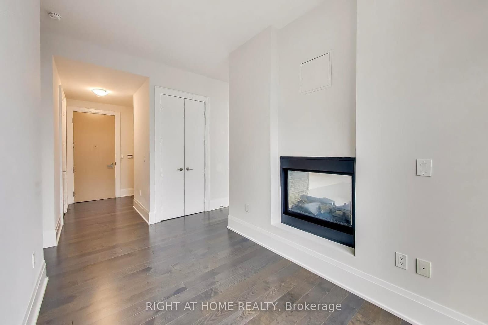 39 Queens Quay E, Unit 1126 - Image 6