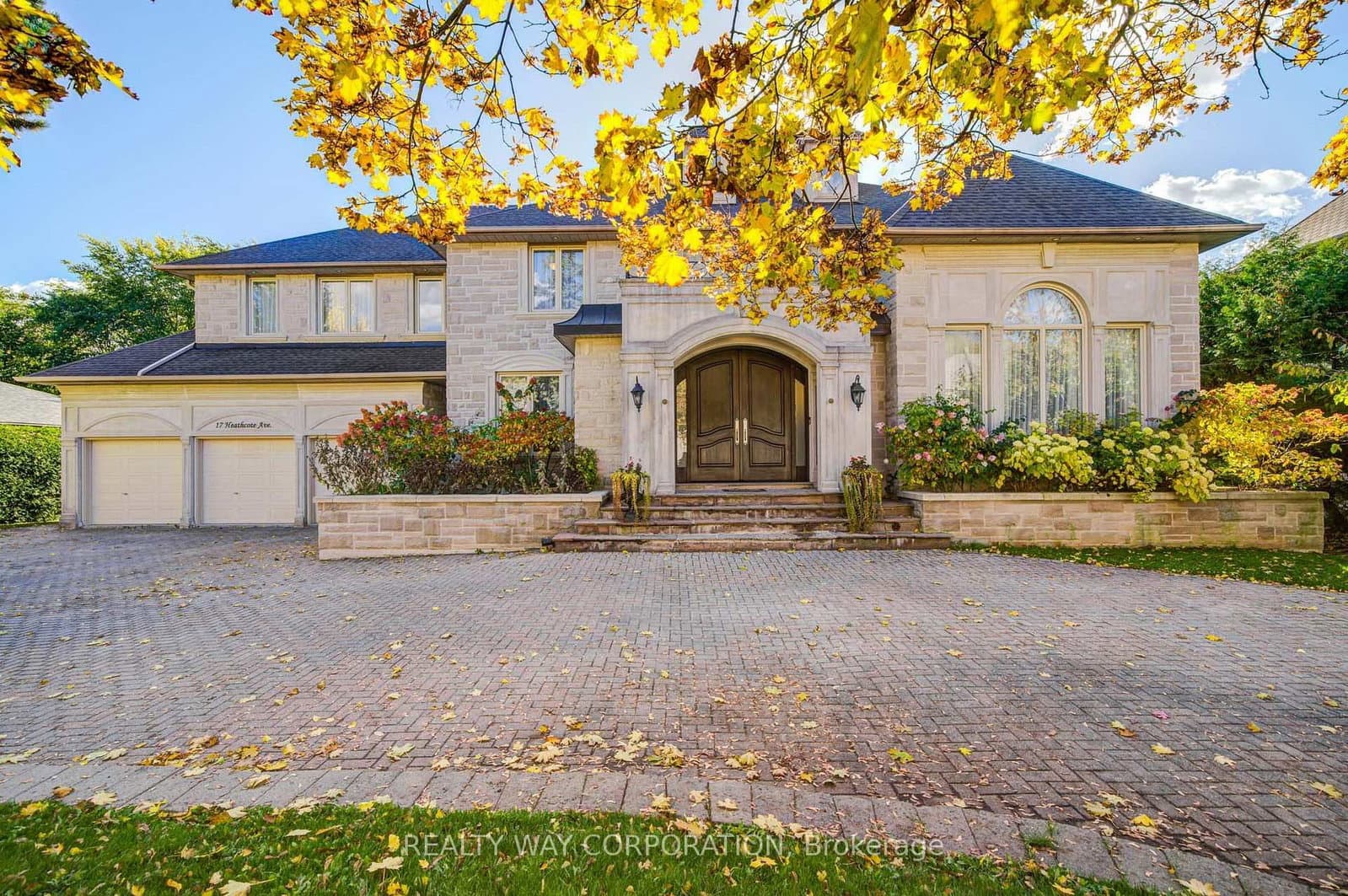 17 Heathcote Avenue - Image 2