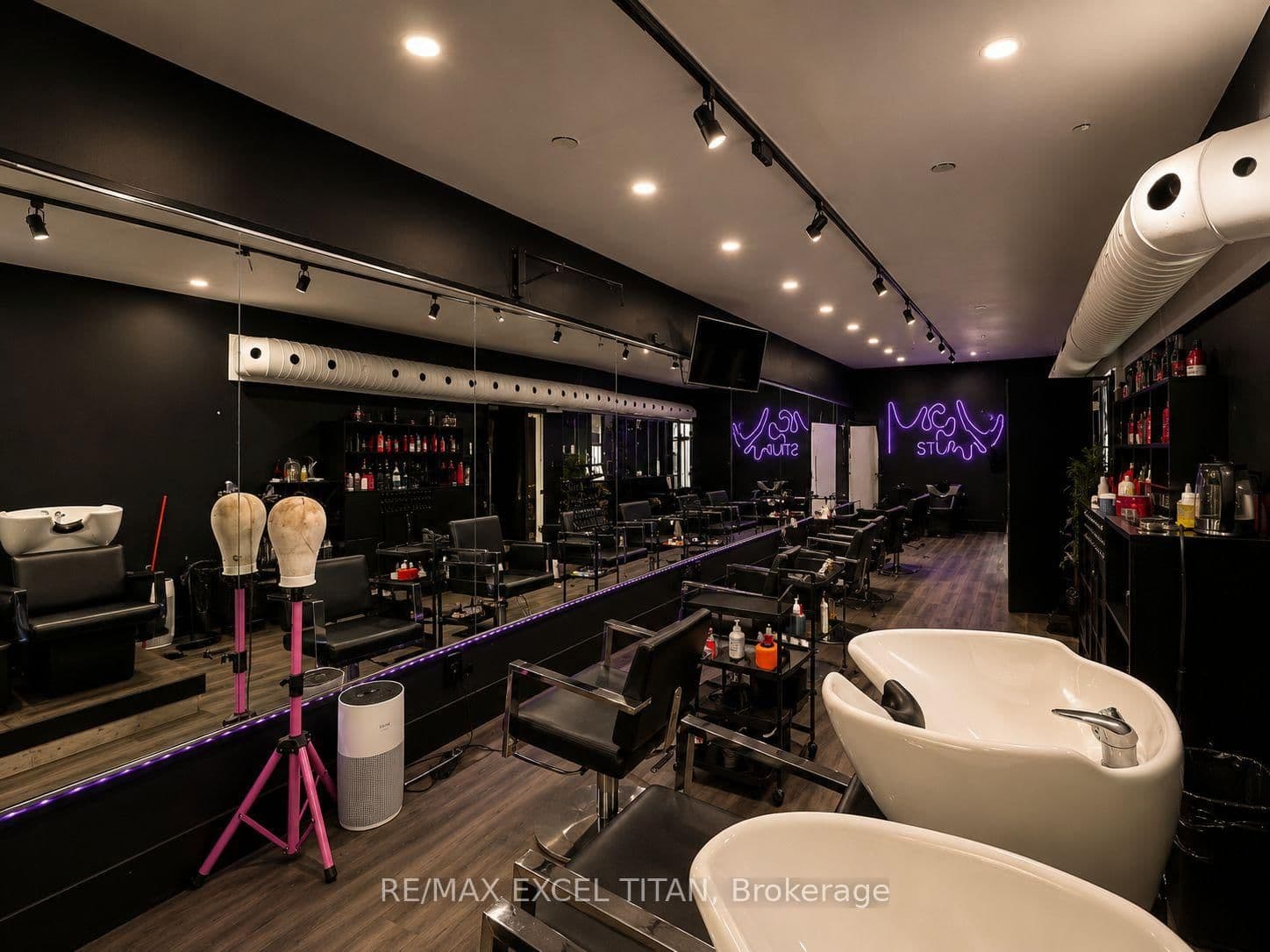 2481 Yonge Street E, Unit A - Image 3