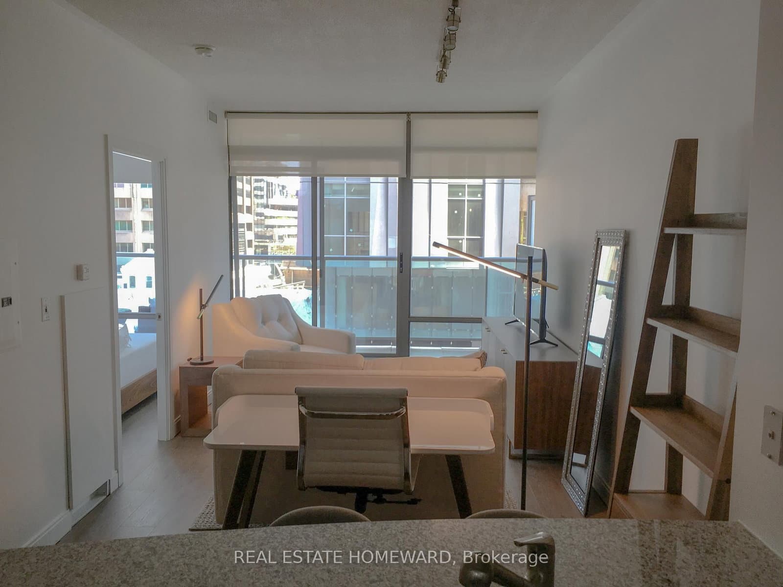 #603 - 18 Yorkville Avenue
