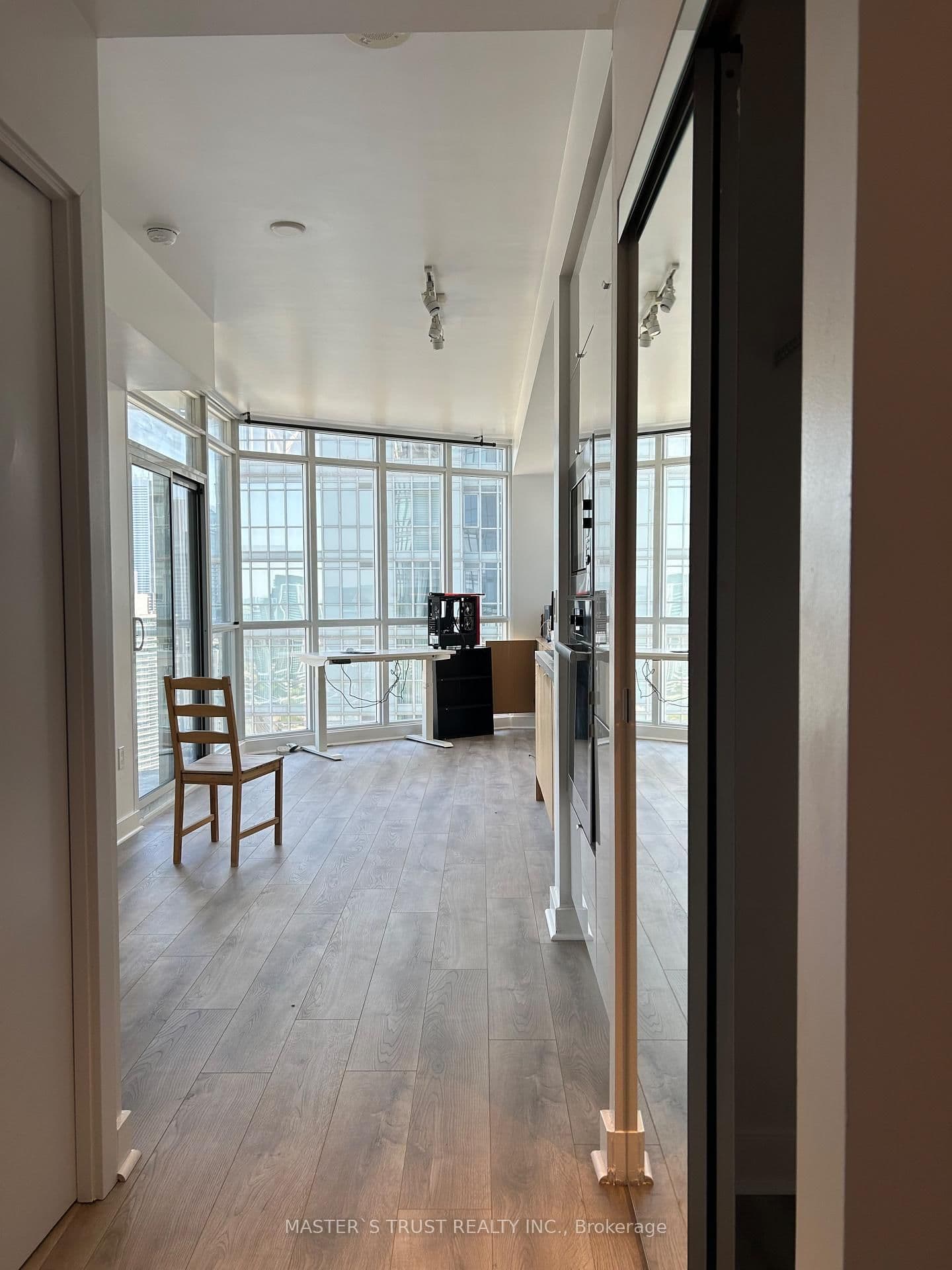 21 ICE BOAT Terrace, Unit 4202 - Image 3