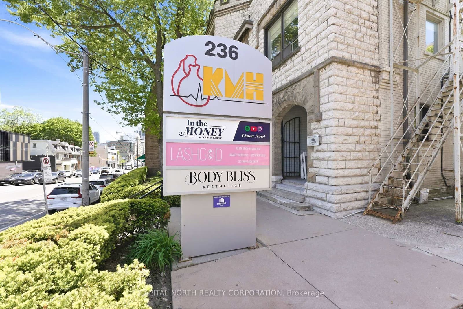 236 Avenue Road, Unit 2nd Floor - Image 2