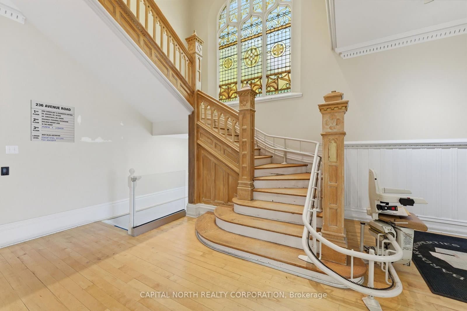 236 Avenue Road, Unit 2nd Floor - Image 4