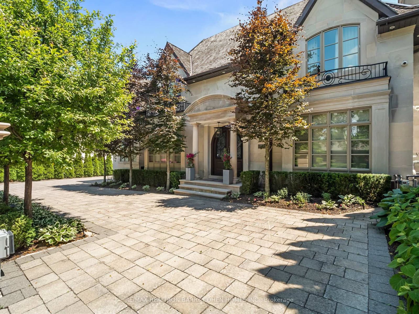 143 Highland Crescent - Image 2