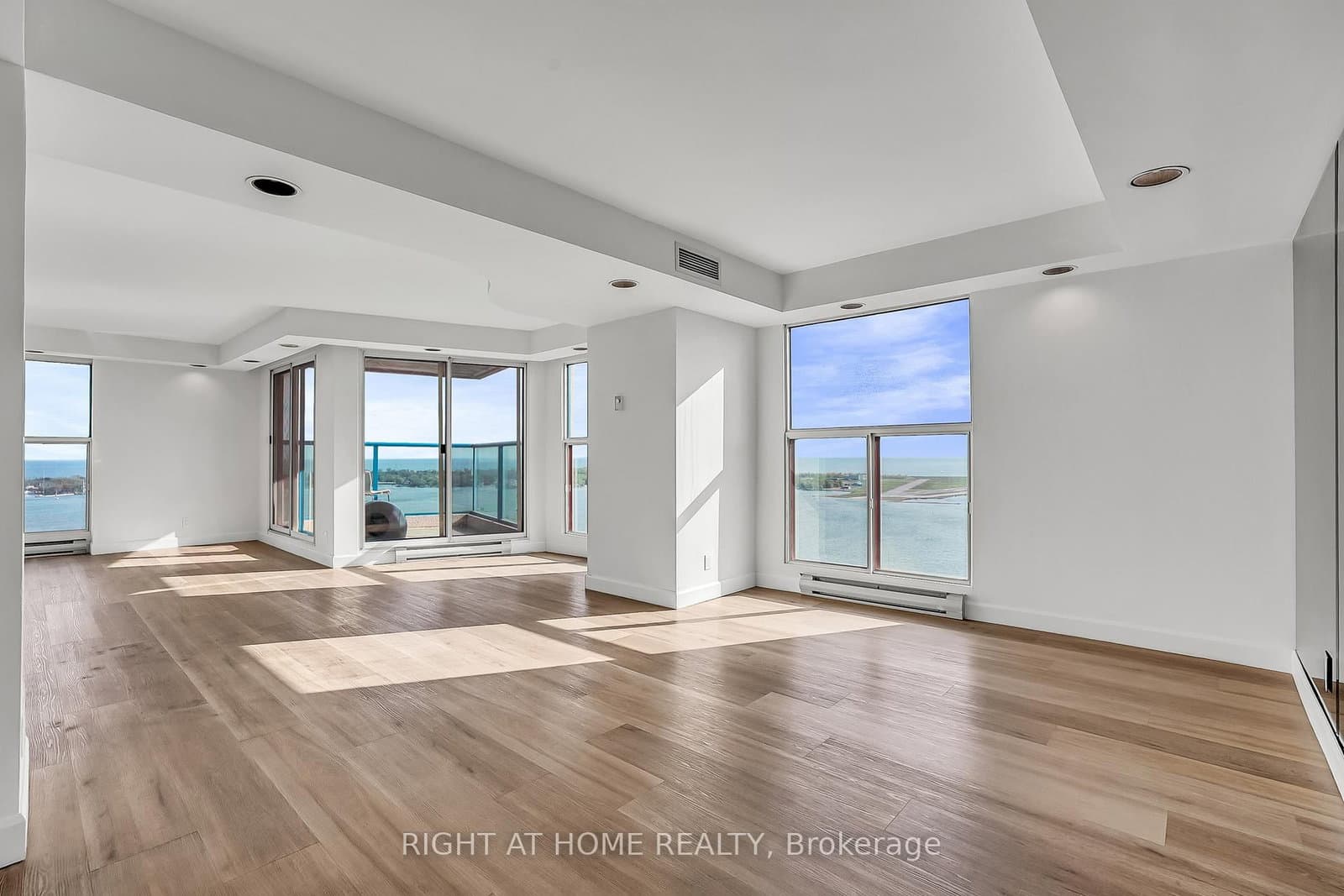 99 Harbour Square, Unit 3008 - Image 4