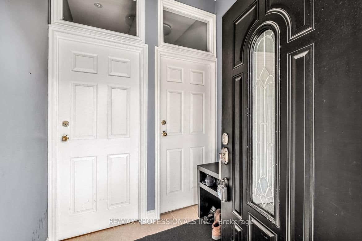 213 Major Street - Image 3