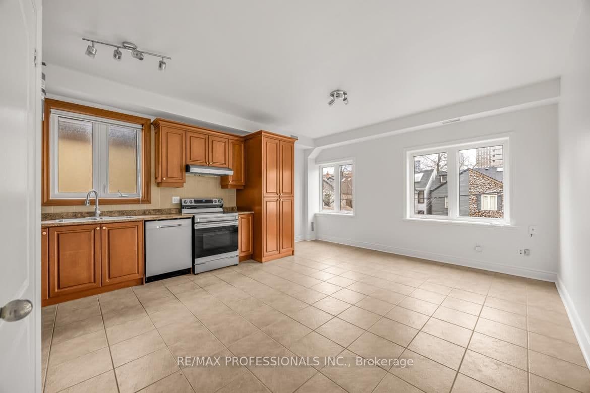 213 Major Street - Image 6