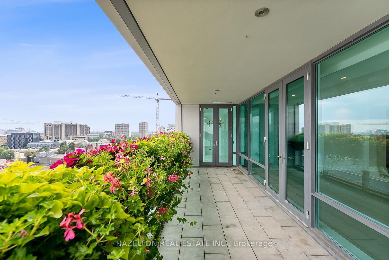 206 Bloor Street W, Unit 1402 - Image 1