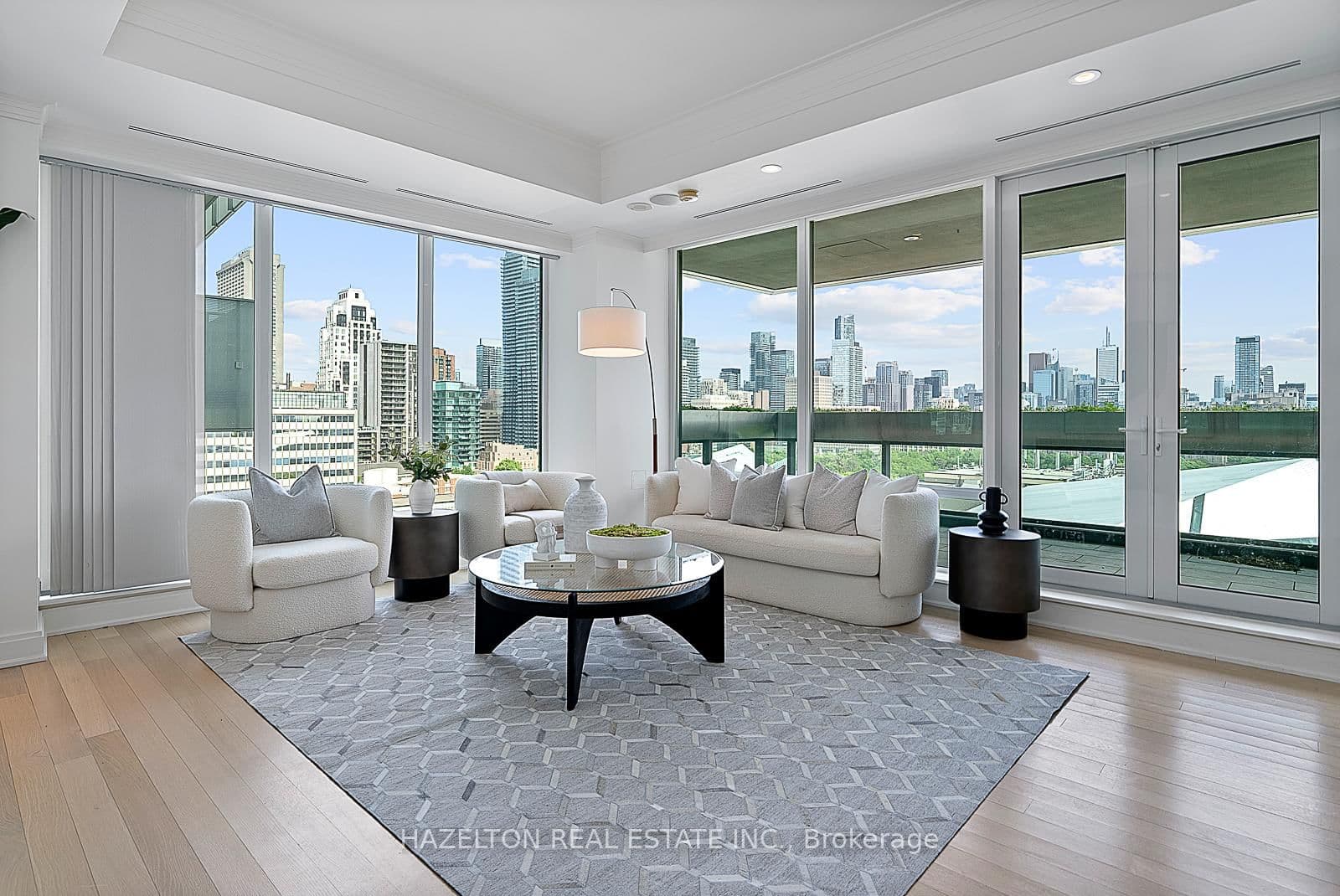 206 Bloor Street W, Unit 1402 - Image 4