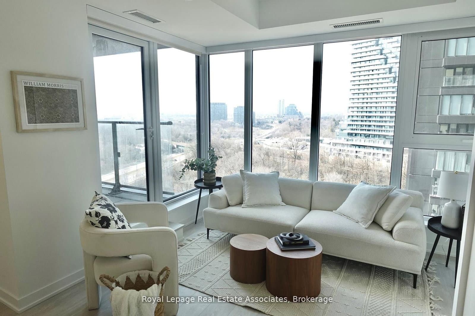 1 Quarrington Lane, Unit 1004 - Image 5