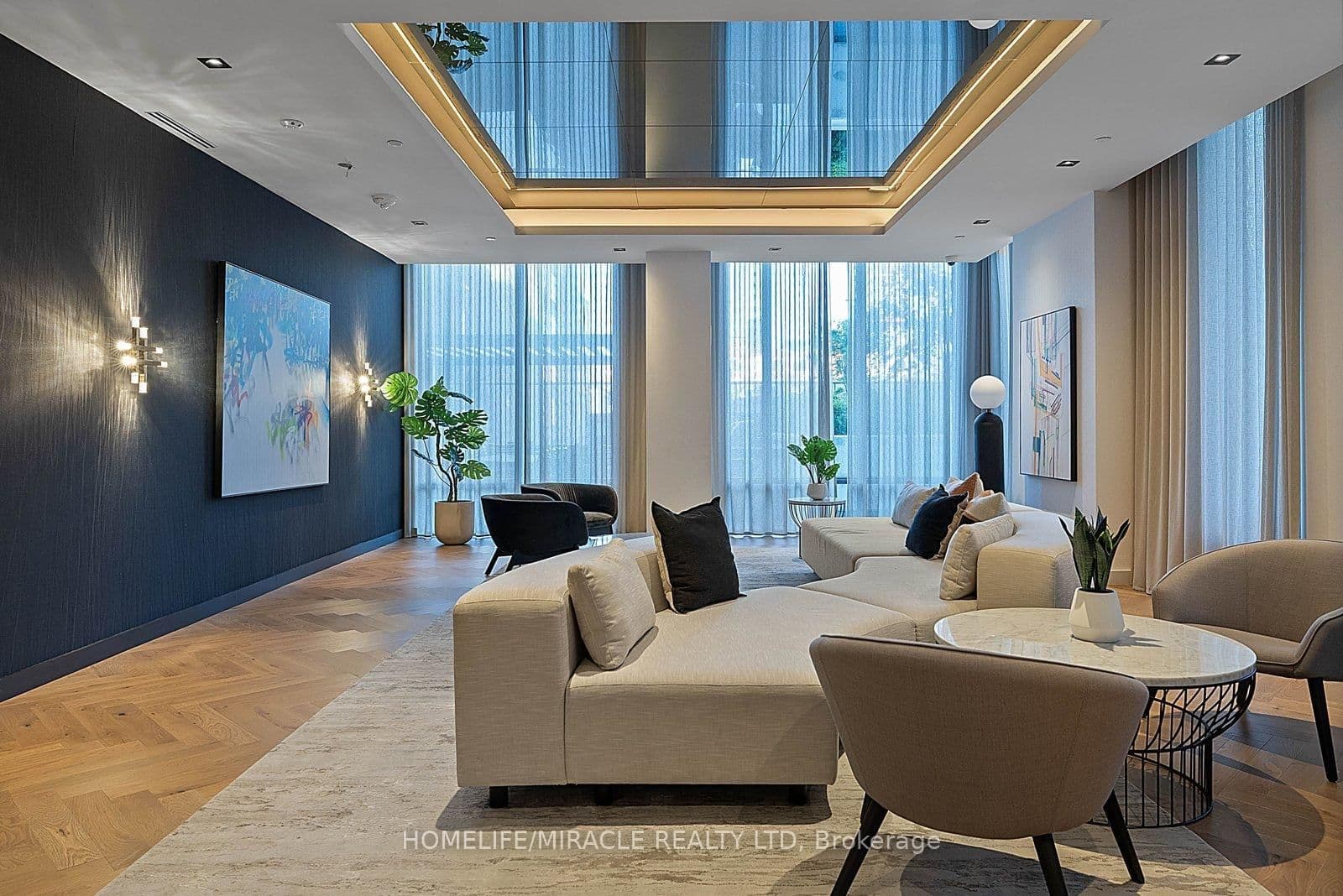 108 Peter Street, Unit 1322 - Image 4