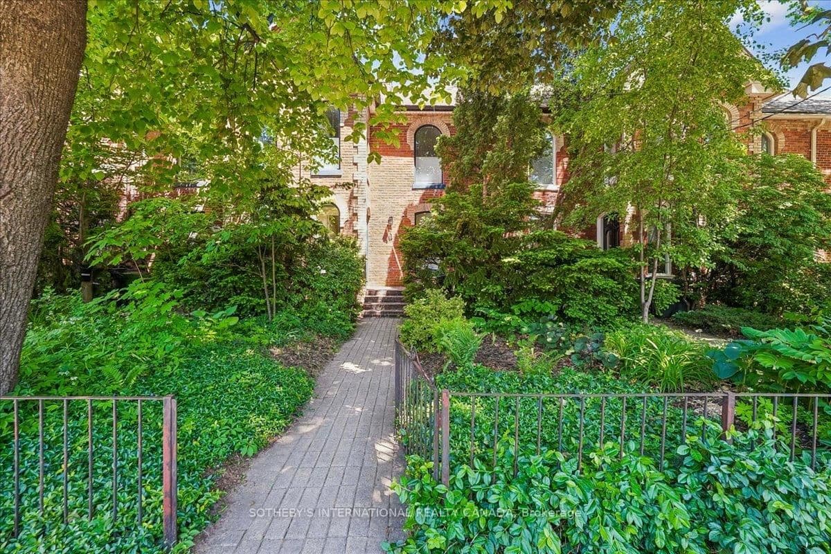 9 Rose Avenue - Image 3