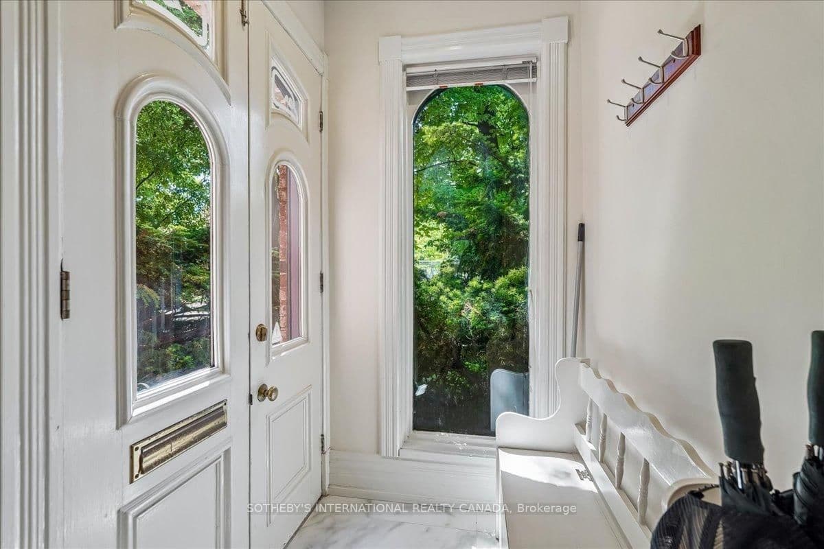9 Rose Avenue - Image 5